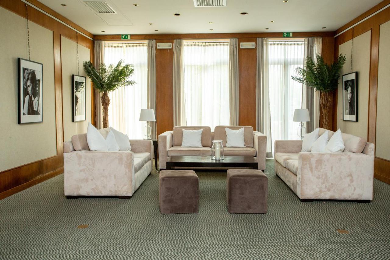 Hotel Inglaterra - Charme & Boutique Estoril Zewnętrze zdjęcie